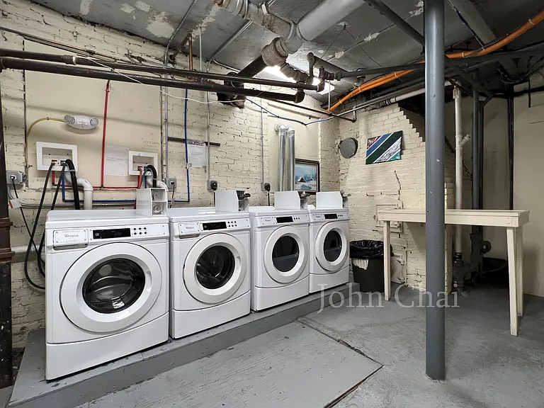 55 Linden St #12 — Photo 28