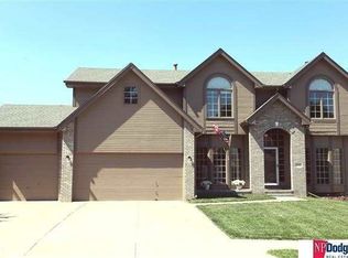 15504 Seward St, Omaha, NE 68154