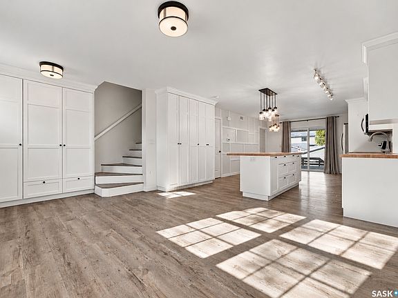 4th image of 323 1st Street E