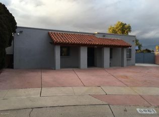 6961 E 42nd St, Tucson, AZ 85730
