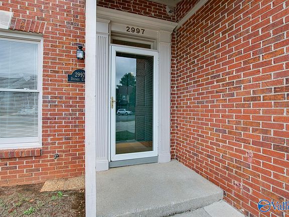 3rd image of 2997 Dupree Cir SW