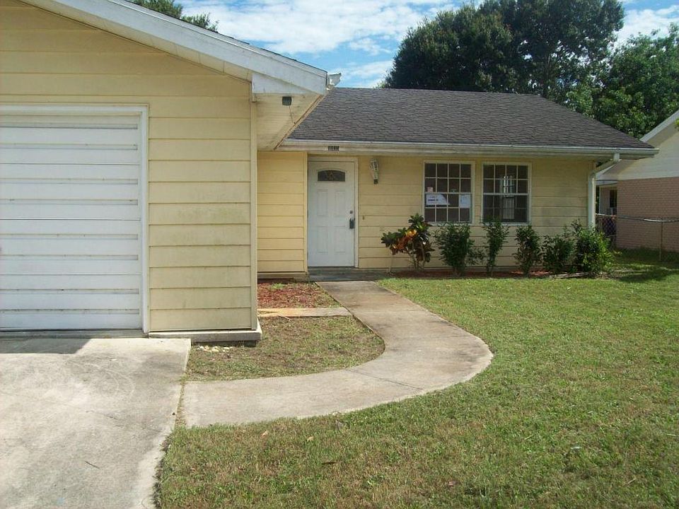 1st image of 1035 Tortugas Ave