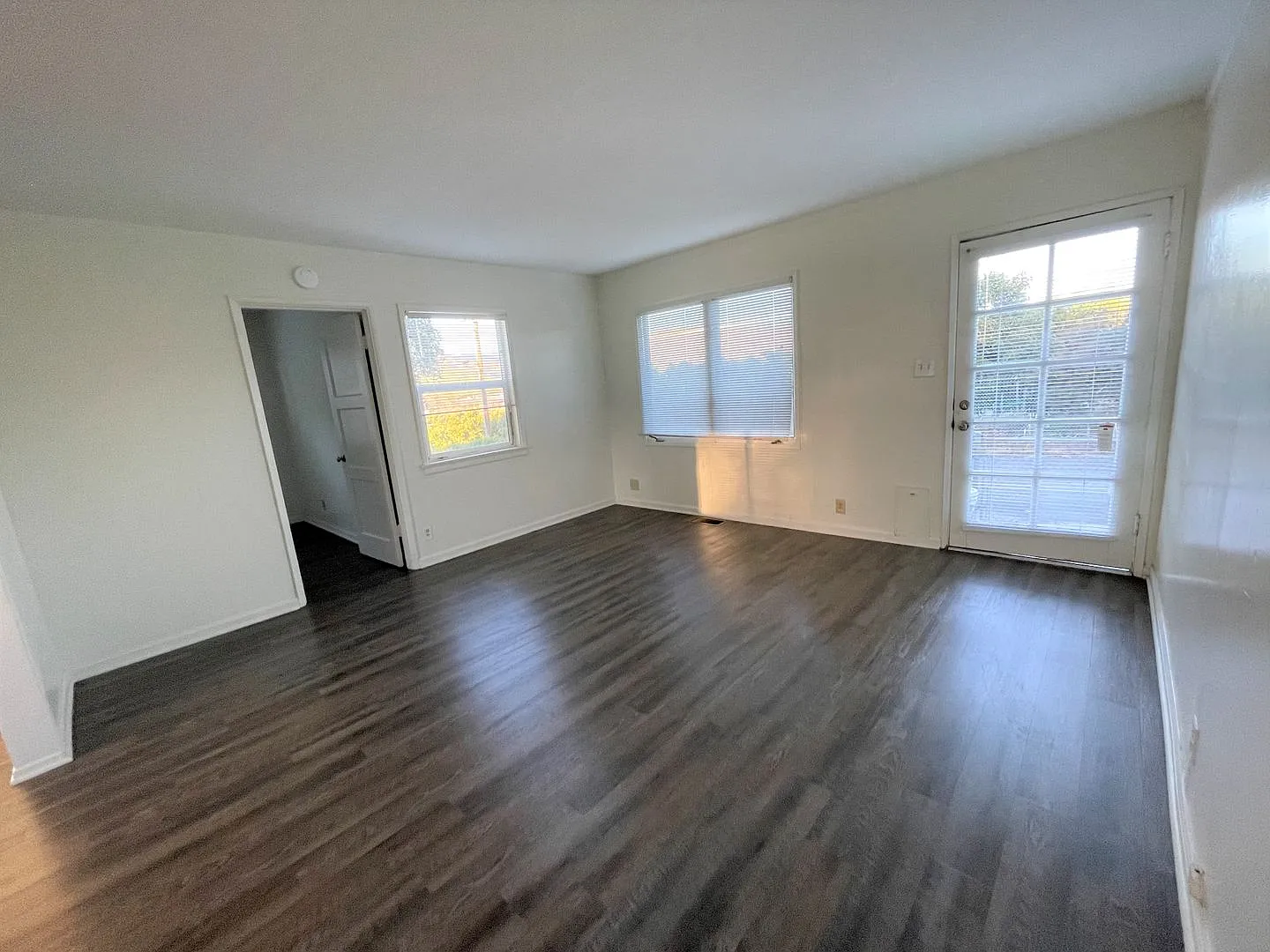 Private Fillmore Ranch Home — Photo 4
