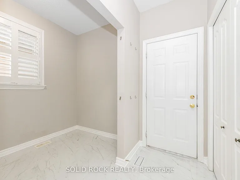 55 Gleeson Way W — Photo 20