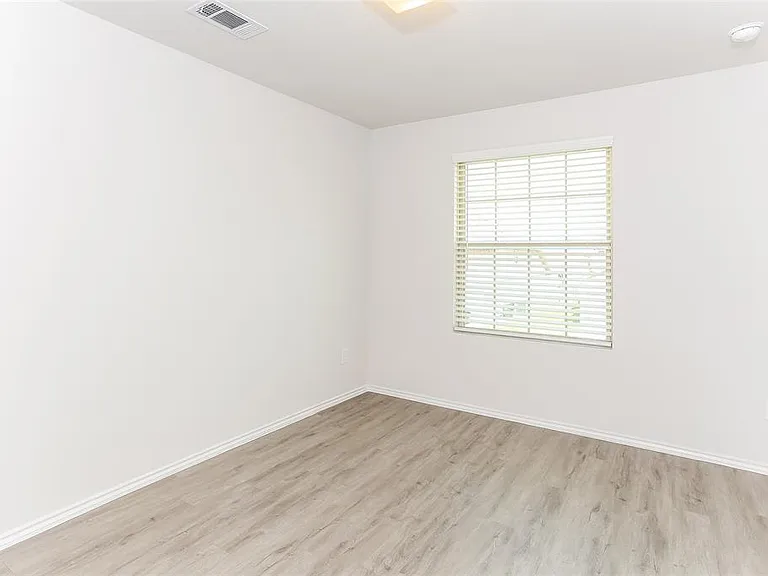 8317 Camellia Tree Ct #8317 — Photo 17