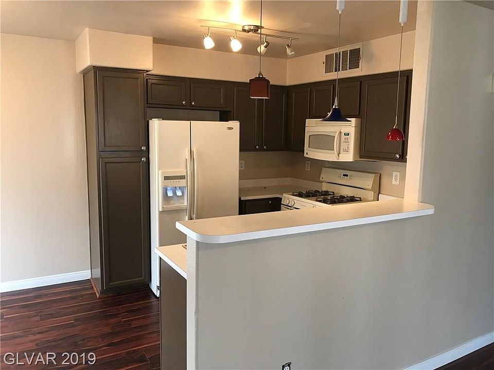 1st image of 3095 Casey Dr Unit 204