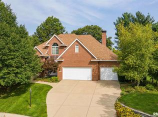1707 Steeplechase, Washington, IL