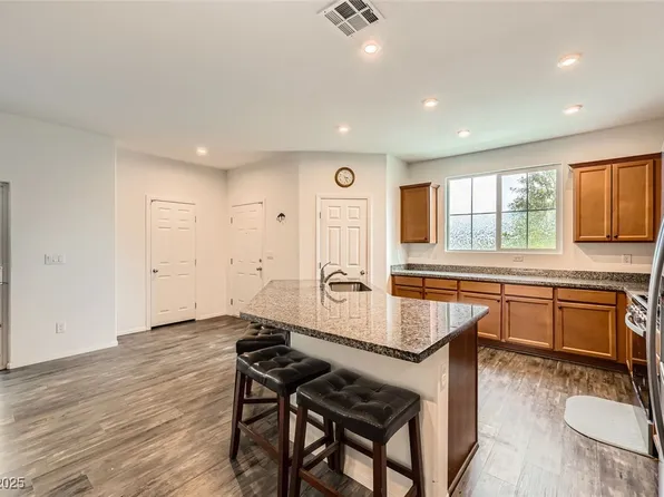 10663 Sariah Skye Ave, Las Vegas, NV 89166
