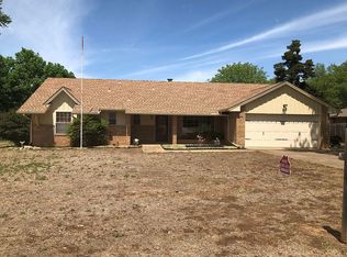 2513 Woodthrush Rd, Ponca City, OK 74604