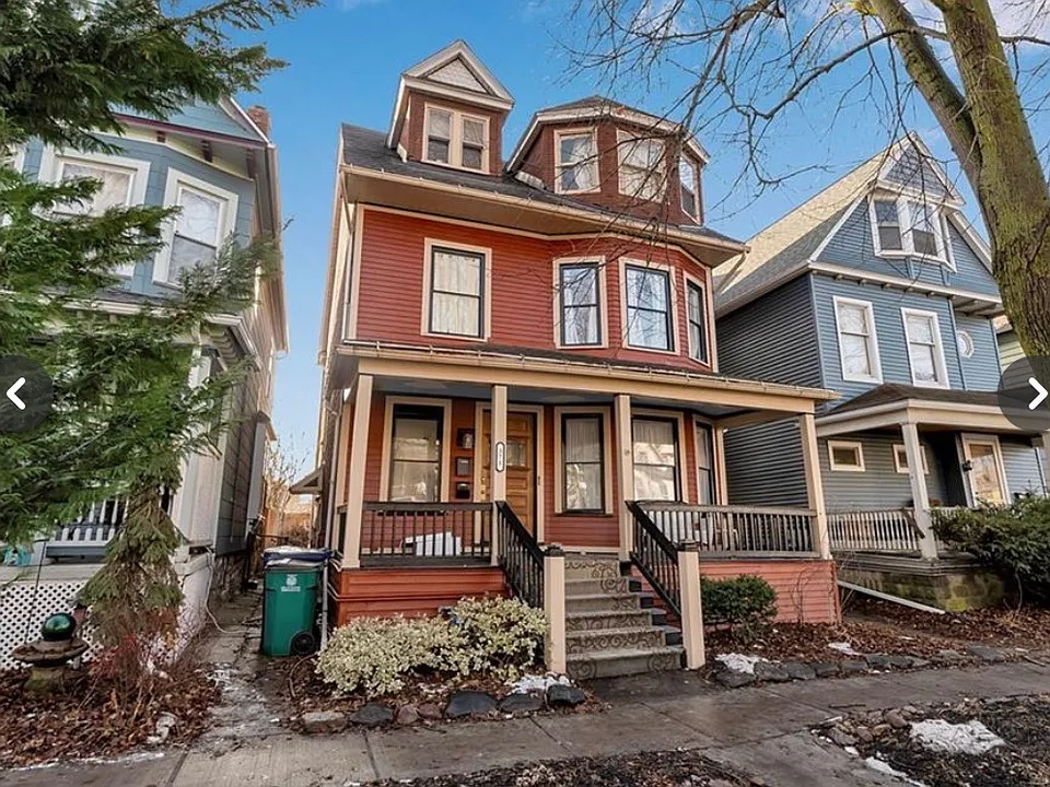 371 Potomac Ave #1
