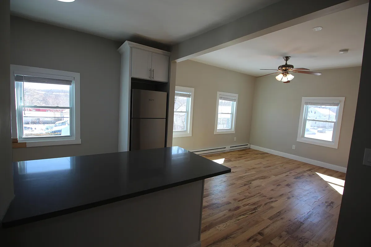 Living room - 196 Central Ave #3