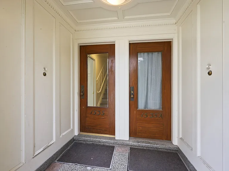 Entrance to 1535. 1535 is the Door on the left.