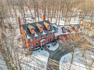 996 S Butternut Cir, Frankfort, IL