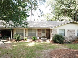 3820 Millsaps Dr, Laurel, MS 39440