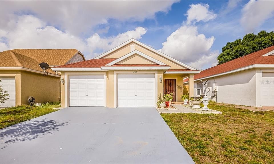 1st image of 2409 Woods Edge Cir