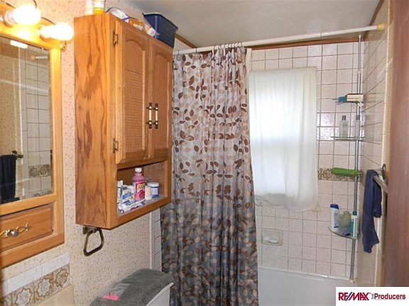 5th image of 6019 Seward St