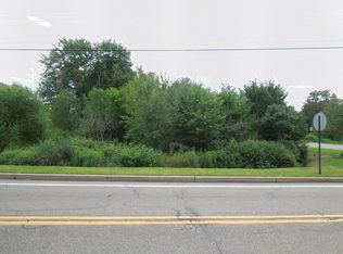 Conway-wallrose Rd, Freedom, PA 15042