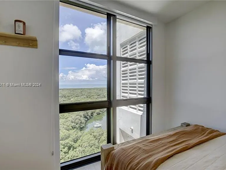 1121 Crandon Blvd #D1201 — Photo 16