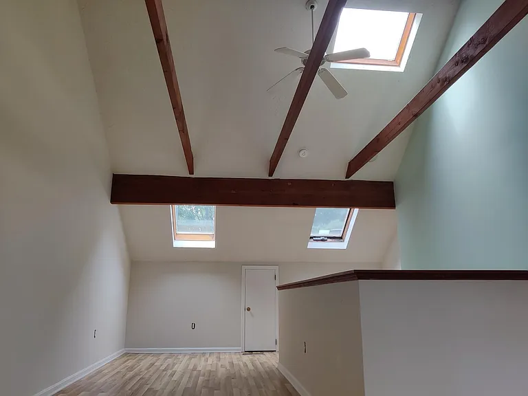 1303 Lagrange St — Photo 8
