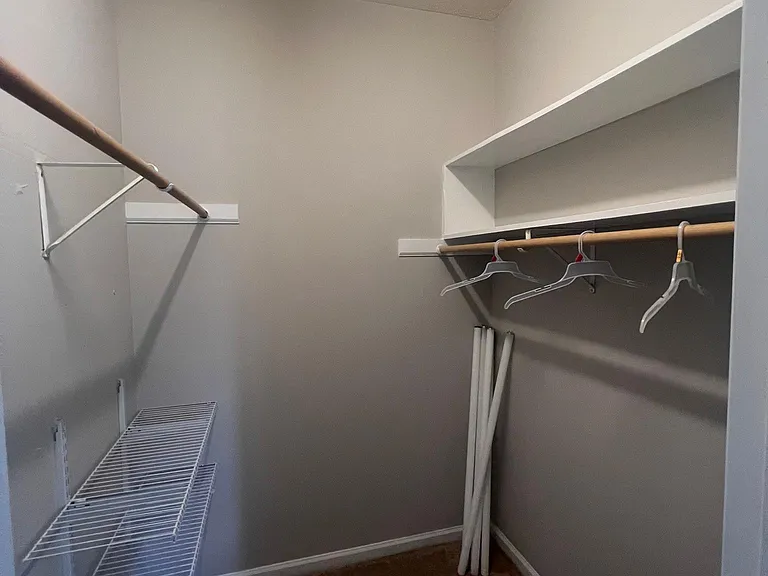 124 Parklane Pl — Photo 6