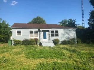 222 Lewis St, Muscle Shoals, AL 35661