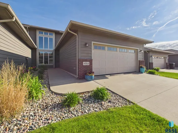 4914 E 63rd St, Sioux Falls, SD 57108