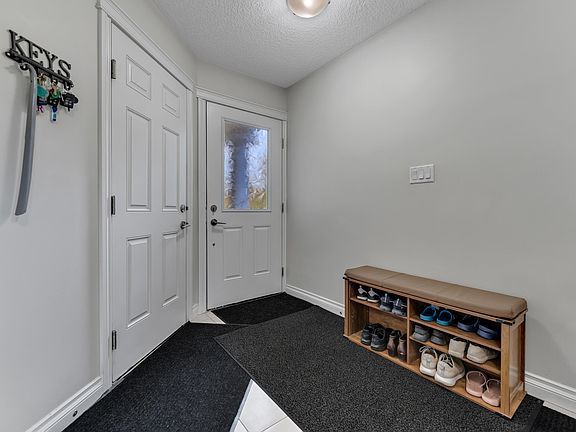 4th image of 1208 33a St NW