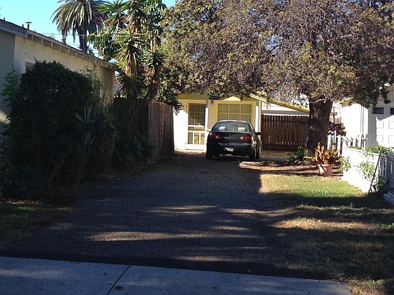 2nd image of 1975 Fullerton Ave