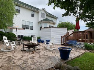 6607 Erin Way, Roscoe, IL 61073