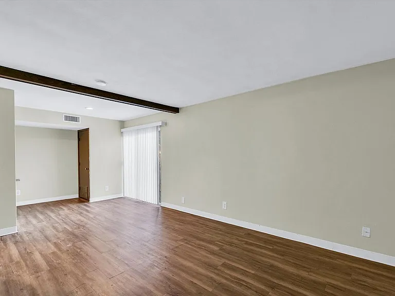 717 Fairmont Dr — Photo 35