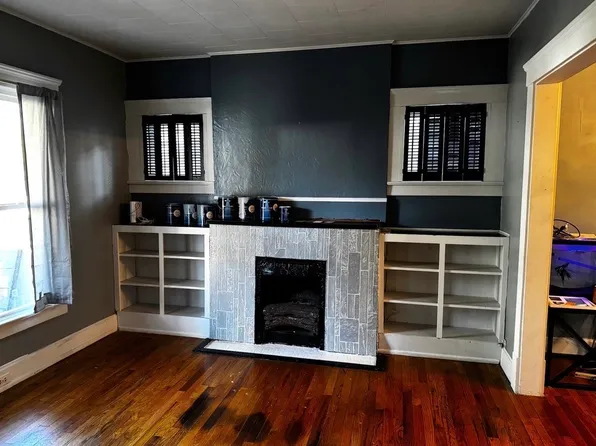 (undisclosed Address), Elyria, OH 44035