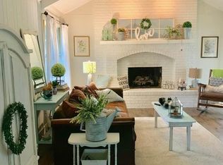 4345 S Cardinal Pl, Springfield, MO 65804