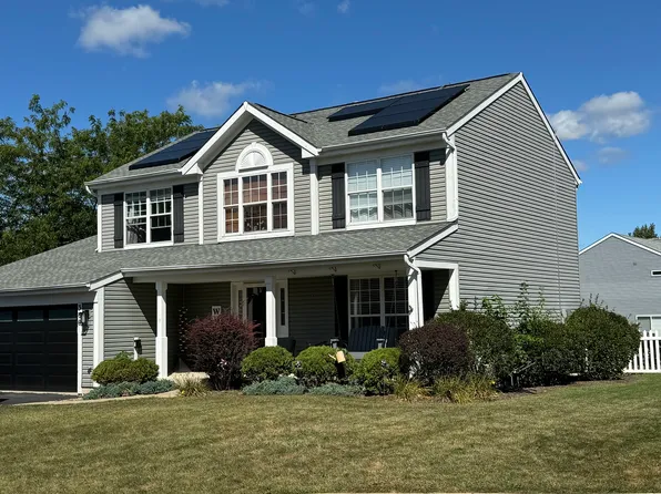 360 Southwind Ct, Lake Villa, IL 60046