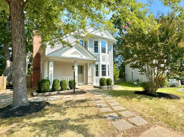 15220 Larkspur Ln, Dumfries, VA 22025