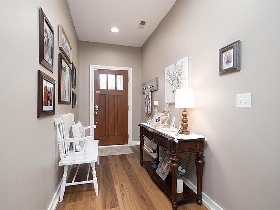 5th image of 2243 Meadowhill Ln