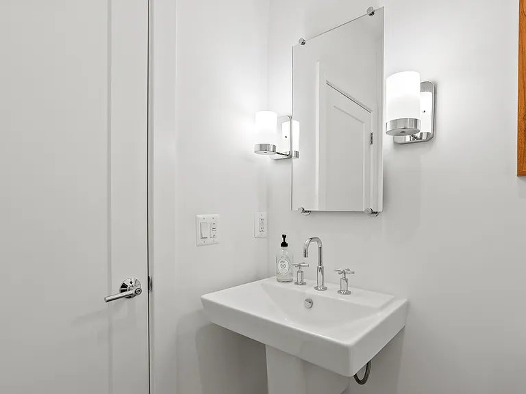 1602 Beason St #1 — Photo 14