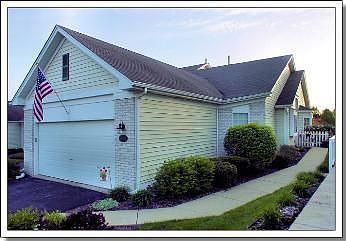 1st image of 343 Normandie Dr