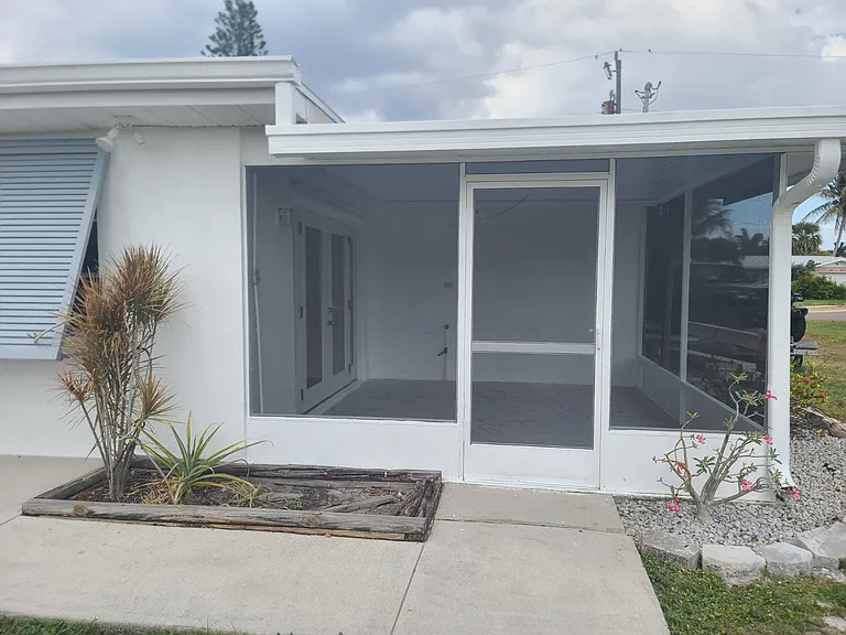 4425 N Canal Cir — Photo 9