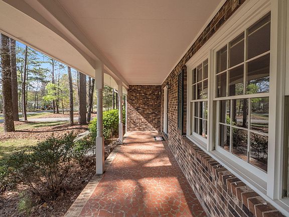 4th image of 2421 Bonnie Brae Rd