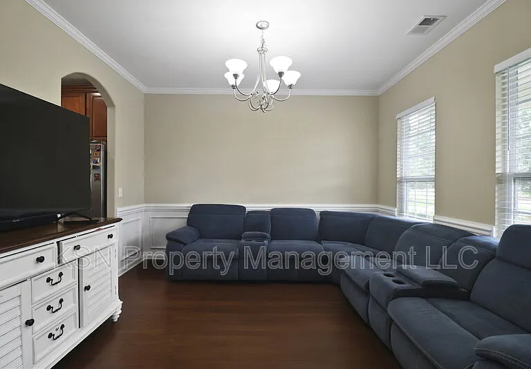 144 Tahoe Dr — Photo 7