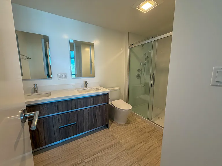 1500 Rycroft St #1400 — Photo 11
