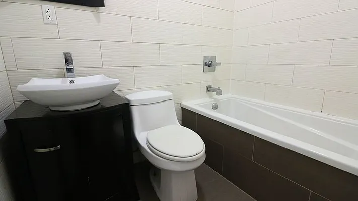 Rented by Nooklyn NYC LLC | media 5