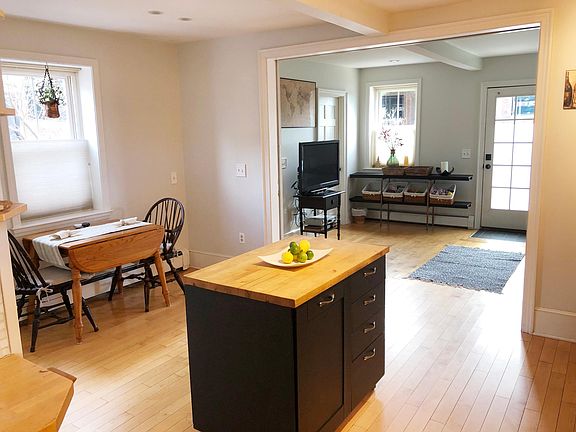 Kitchen/dining area with view to family room.