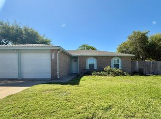 817 Saint Benedict Ct, Corpus Christi, TX 78418