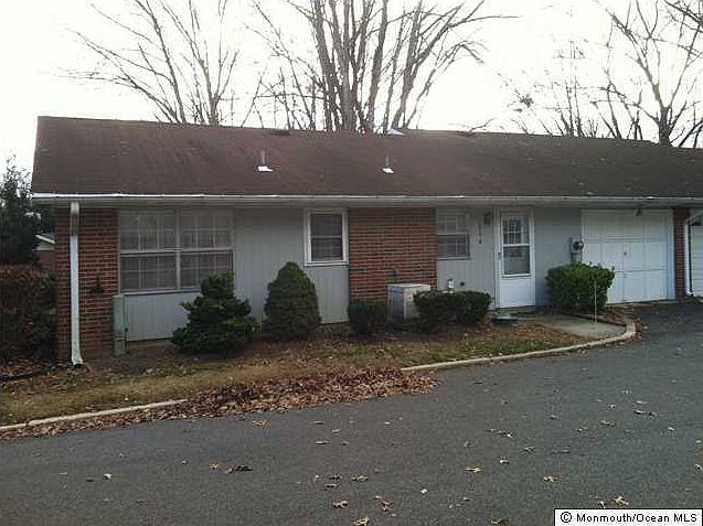 1st image of 275 Kingston Court #B