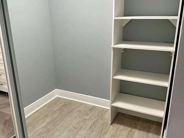 65 Pelican Pointe Dr #202 — Photo 22
