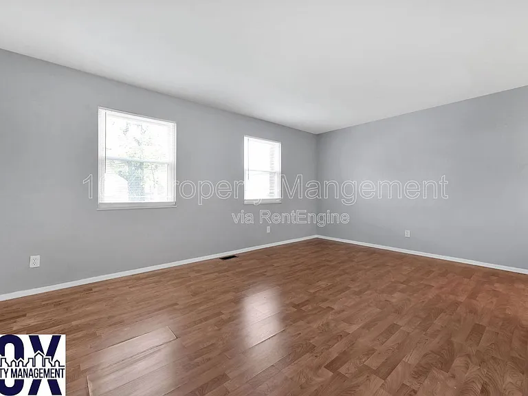 3071 Rotunda Ct S — Photo 7