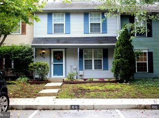 906 Pleasant Hill Ln, Bowie, MD 20716