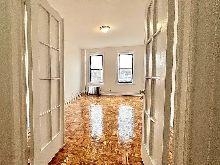 1068 Ward Ave #1E — Photo 37
