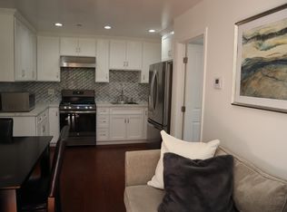 18600 Ingomar St, Reseda, CA 91335